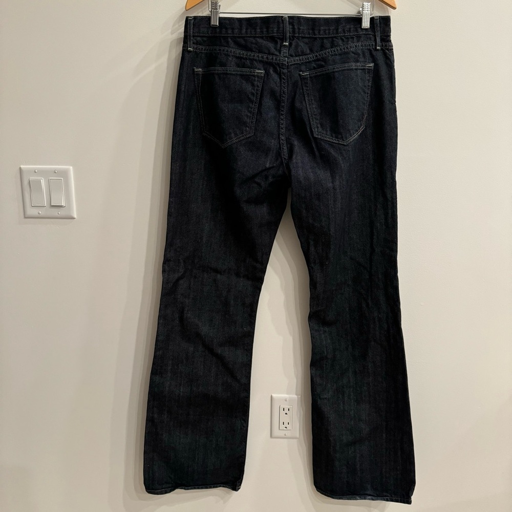Banana Republic Men's Dark Bootcut Jeans - Picture 2 of 4